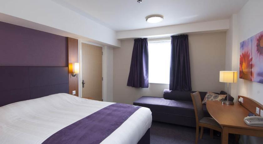 Premier Inn Glasgow - Bellshill Motherwell Habitación foto