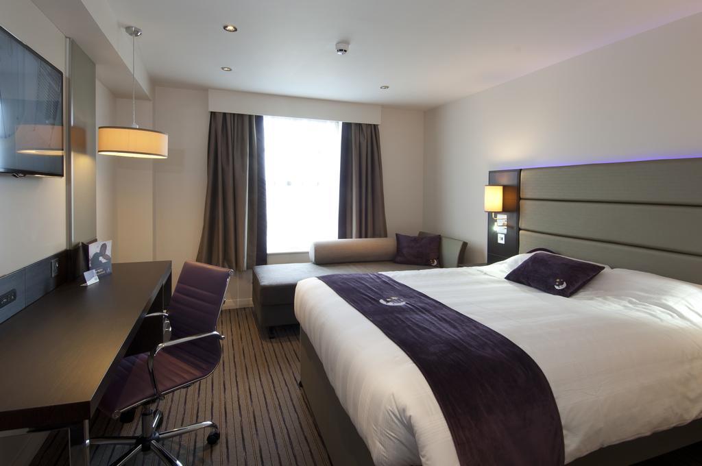 Premier Inn Glasgow - Bellshill Motherwell Habitación foto